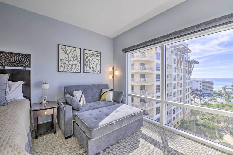 Bedroom 1, Sun-filled Miramar Beach Studio w/ Ocean View, Walton