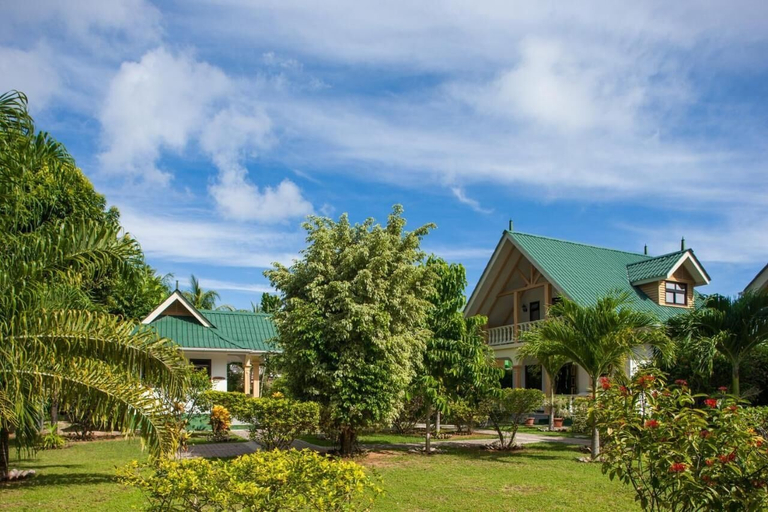 Exterior & Views, Chalet D'anse Reunion
