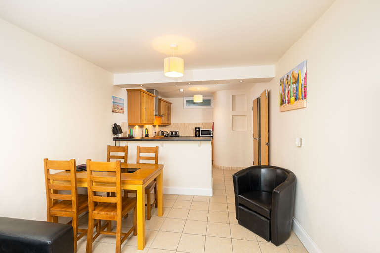 Others 5, Westbeach Holiday Apartments, Devon