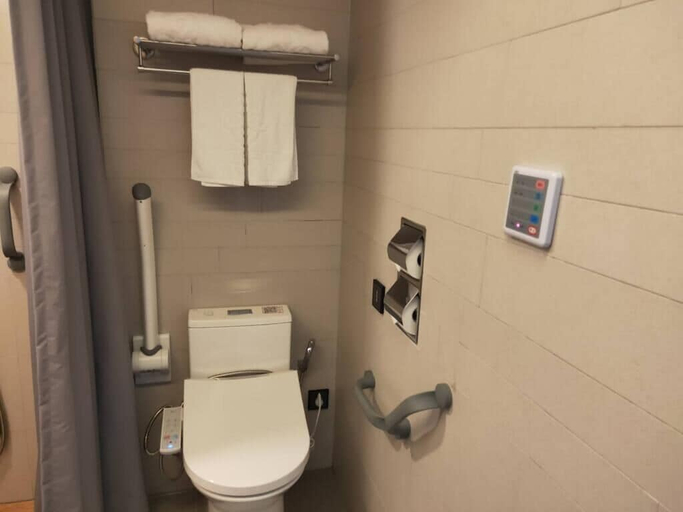 Bathroom 3, Comin Place, Taichung