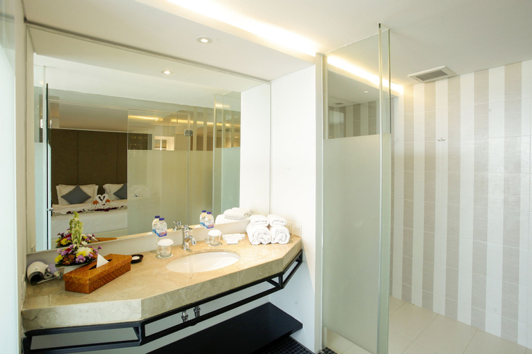 Bathroom 9