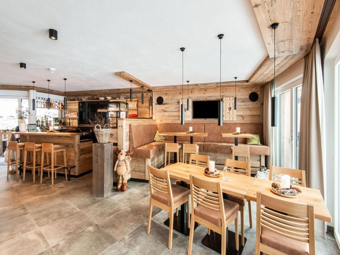 Food & Drinks 5, Aparthotel Golden Lodges Rauris, Zell am See
