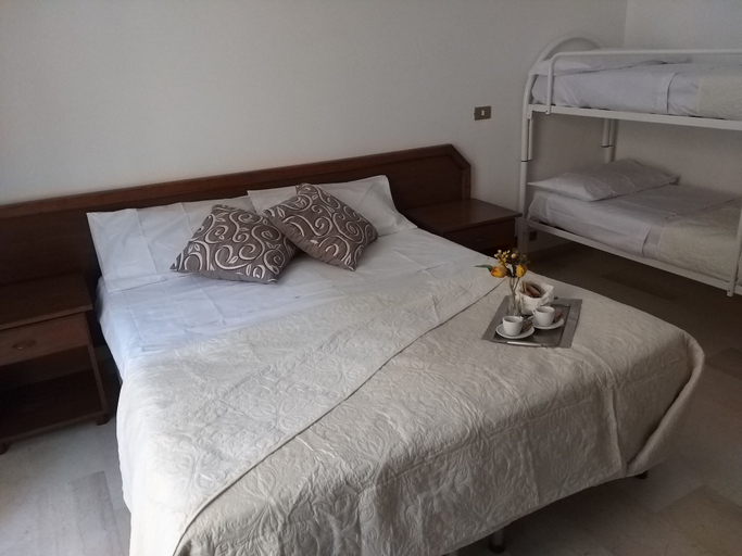 Bedroom 4, Ierre b&b il piacere dell accoglienza, Reggio Di Calabria