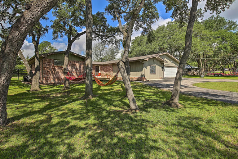 Exterior & Views 2, Spacious New Braunfels Escape w/ Private Deck!, Comal