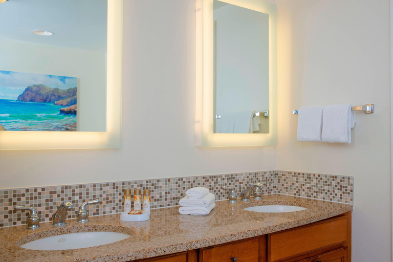 Bathroom 5, Marriott's Waiohai Beach Club, Kauai