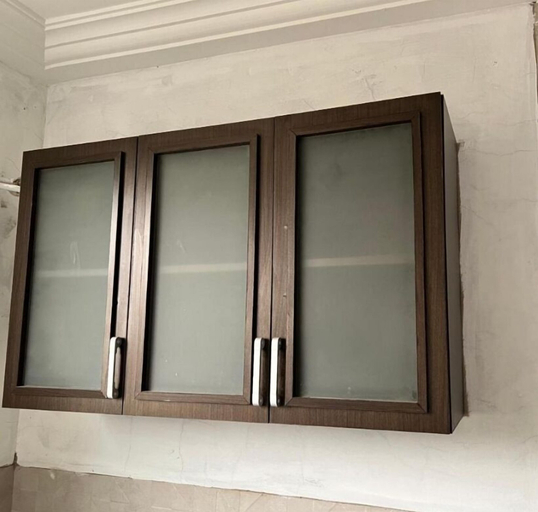 Others 5, Racapa Apartments, Tema