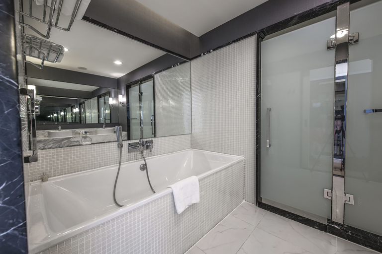 Bathroom 5, Radisson Blu Hotel, Batumi, Batumi