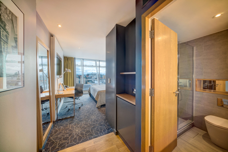 Bathroom 5, Apex City of Glasgow Hotel, Glasgow