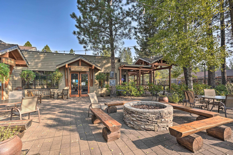 Exterior & Views 2, 'Nature Retreat' at Seventh Mountain Resort!, Deschutes