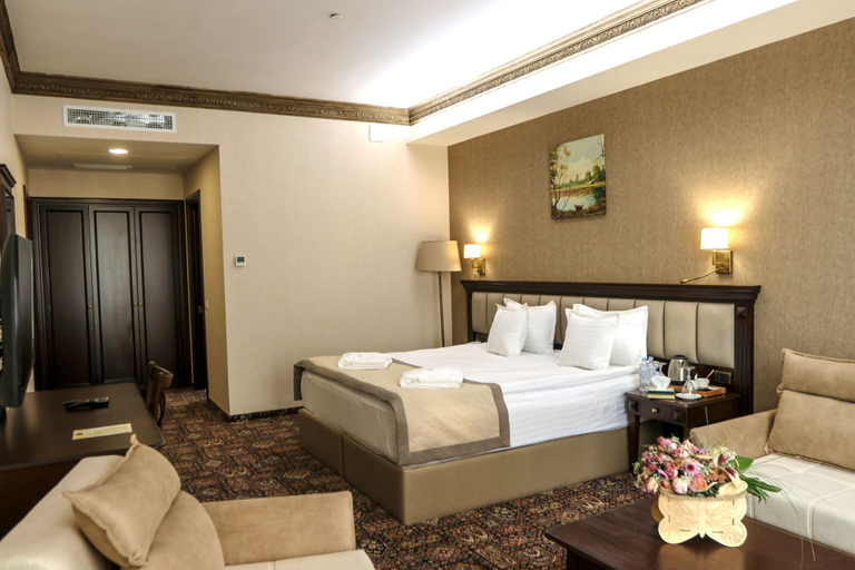 Bedroom 3, Konyak Hotel, Yerevan