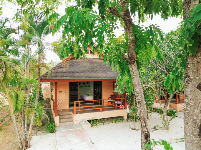Exterior & Views 2, Cruiser Island Resort by Swiss-Belhotel, Phuket Island