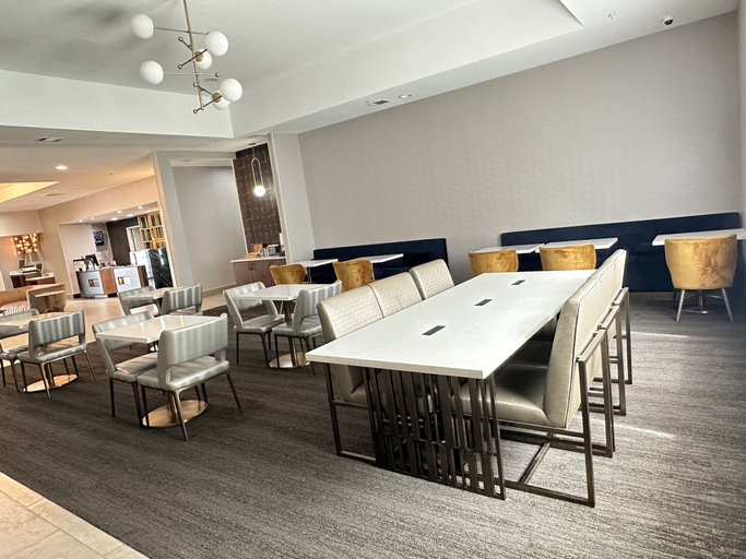 Food & Drinks 5, La Quinta Inn & Suites by Wyndham Decatur, Wise