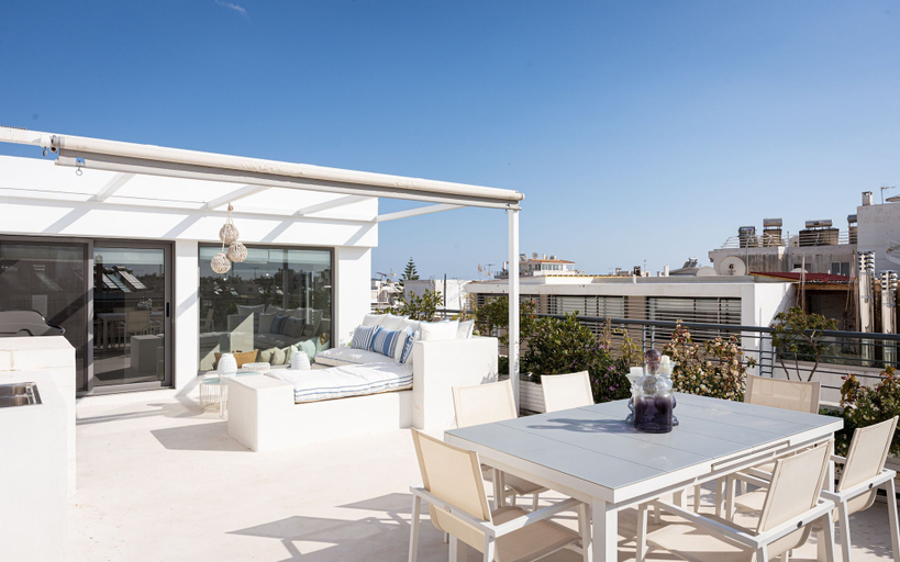 Food & Drinks, Glyfada Luxury Living, Attica