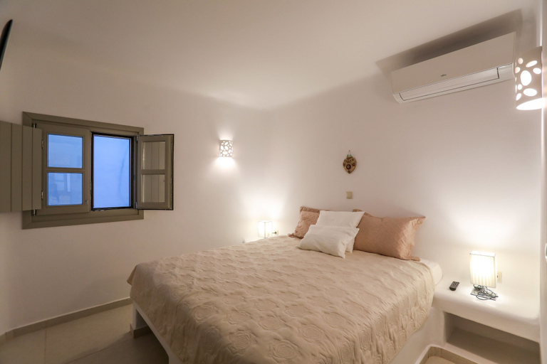 Bedroom 5, Annie House, South Aegean