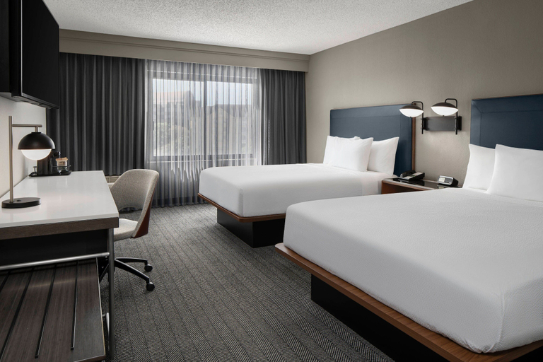 Bedroom 4, Courtyard by Marriott Jacksonville Butler Boulevard, Duval