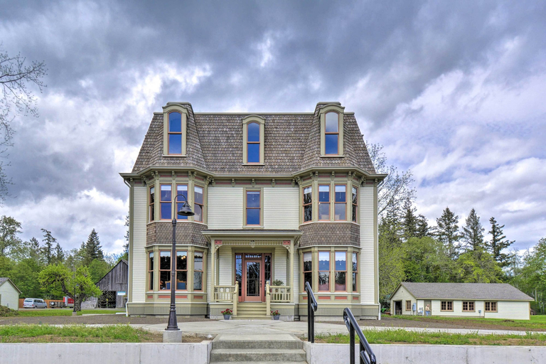 Exterior & Views 1, Historic, Victorian Villa w/ Park On-site, Jefferson
