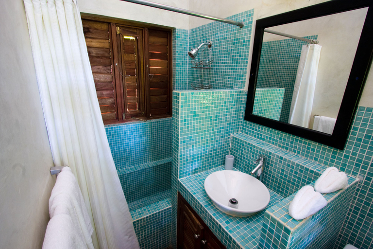 Bathroom 3, Villas Sur Mer