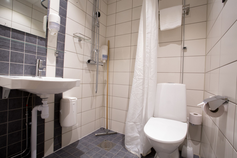 Bathroom 3, Best Western Uppsala, Uppsala