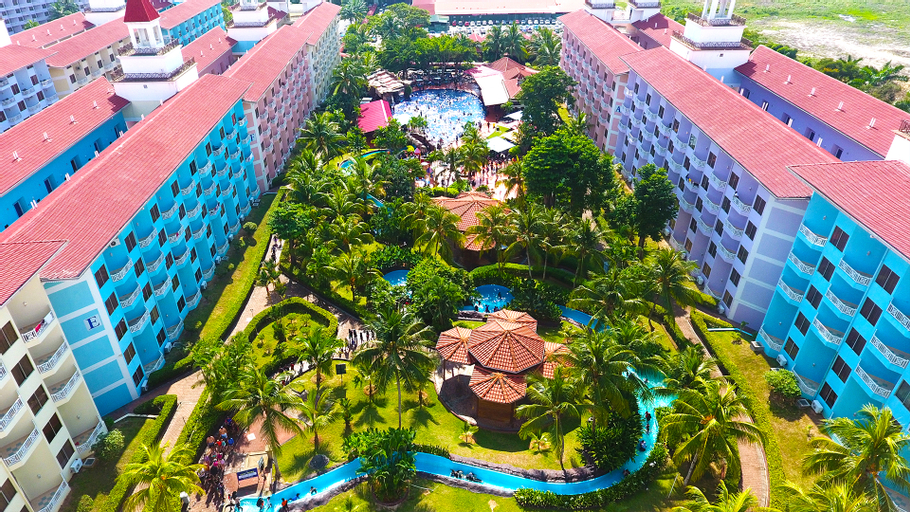 Exterior 13