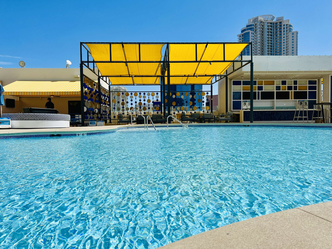 Sport & Beauty 2, The STRAT Hotel, Casino & Tower, Clark