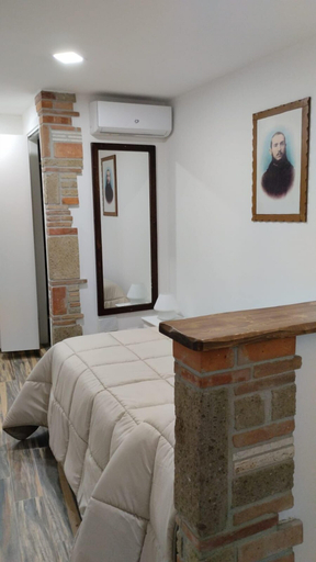 Bedroom 5, Dimora Forgione B&B, Benevento