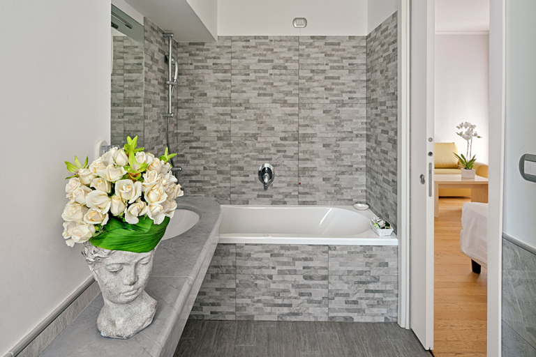 Bathroom 4