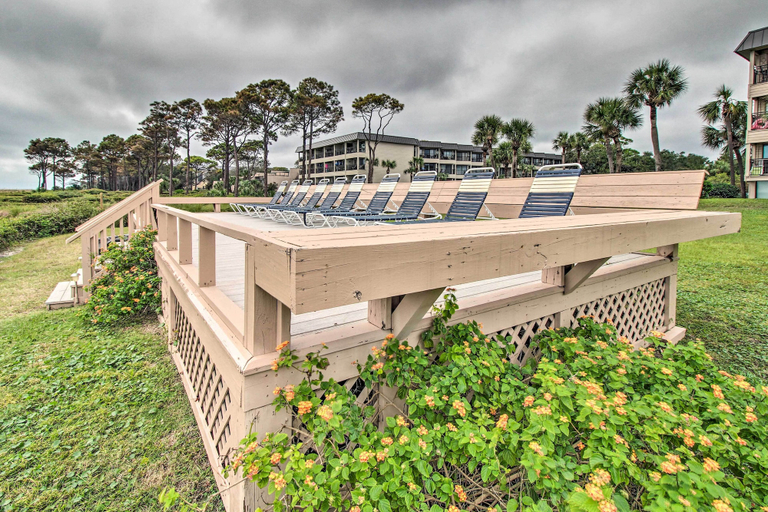 Others 5, Beach Access: Oceanfront Hilton Head Studio, Beaufort
