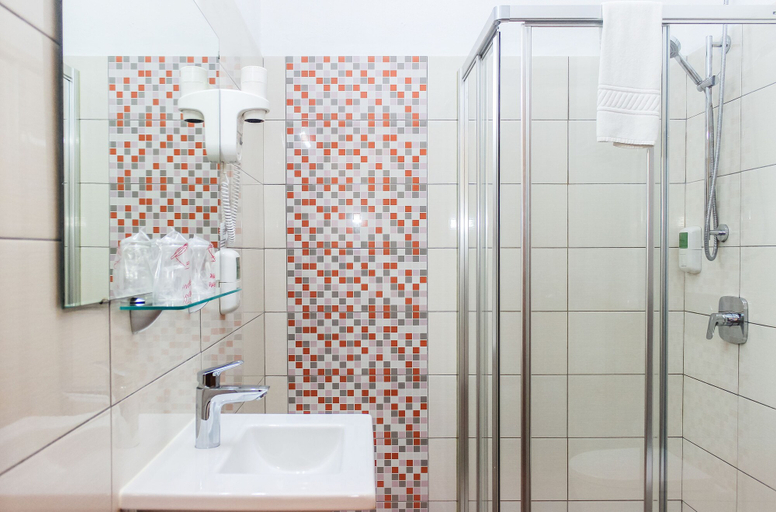 Bathroom 5, Hotel Colina Dos Mouros, Silves