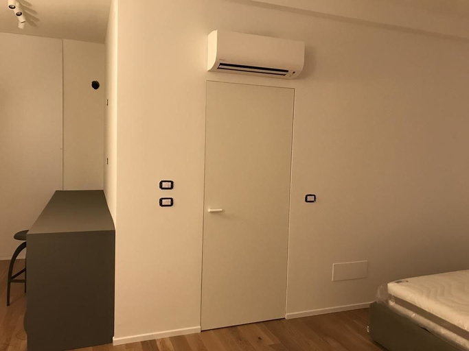 Bedroom 3, Domus Regina, Ascoli Piceno