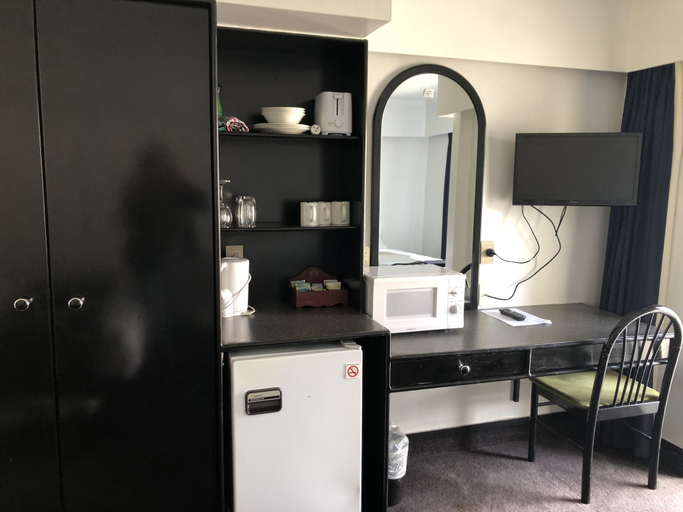 Others 3, Alcamo Hotel & Conference Centre, Hamilton