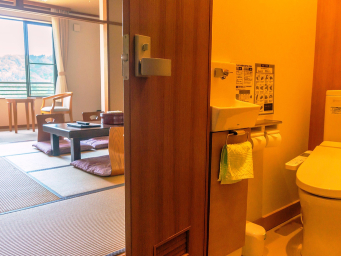 Bathroom 2, Yasuragiso, Jōetsu