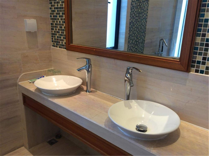 Bathroom 3, Conghua Hot Spring Mingyue Shanxi Villa, Guangzhou