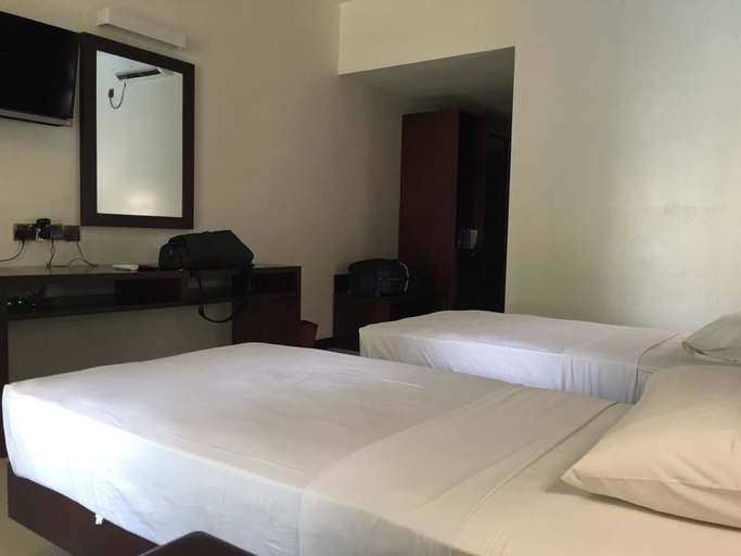 Bedroom 3, Miridiya Lake Resort, N. Palatha East