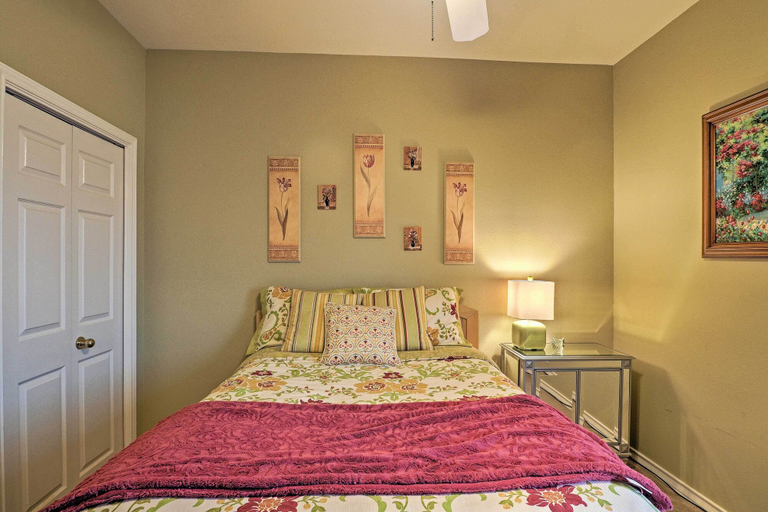 Bedroom 3, Round Rock Lakefront Home w/ Water Toys & Fire Pit, Williamson