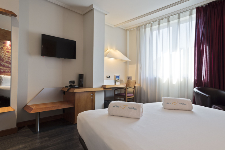 Bedroom 3, Abba Sants, Barcelona