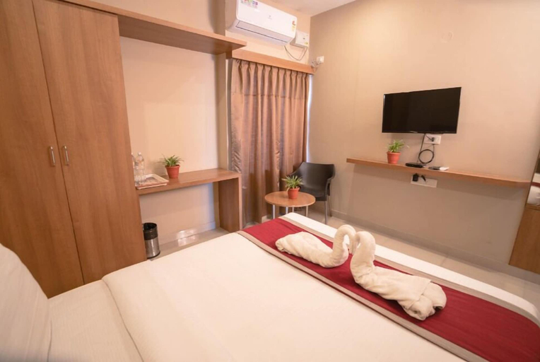 Bedroom 2, Samasth Rooms and Suites by YGH, Mysore