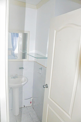 Bathroom, Bamboo Villa