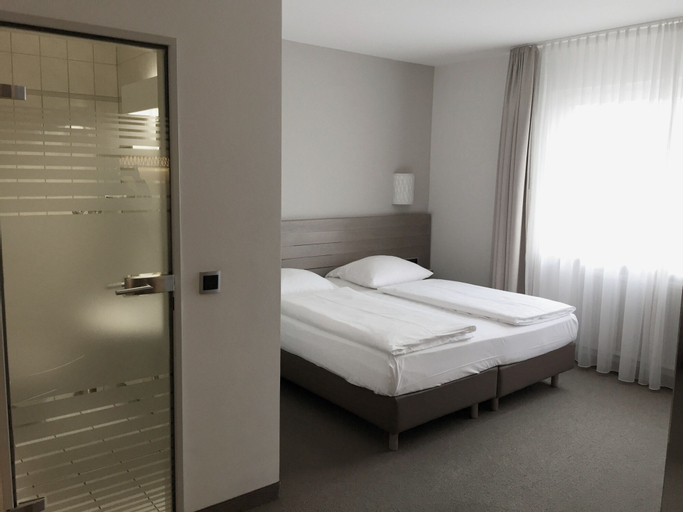 Bedroom 10
