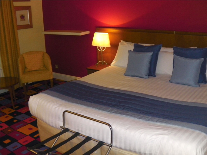Bedroom 3, The Caledonian Hotel, Newcastle upon Tyne