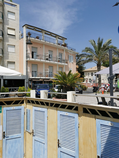 Exterior & Views 2, Albium Hotel, Savona