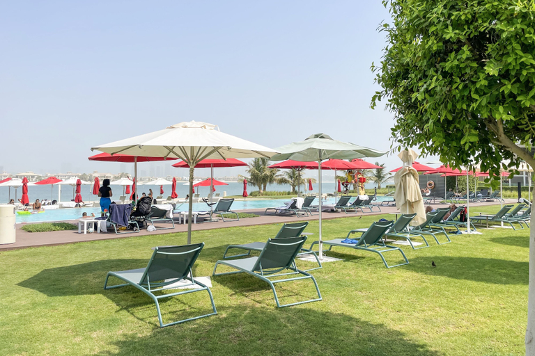 Pool, Cozy beachfront 1 bedroom apartment -Th8, Dubai