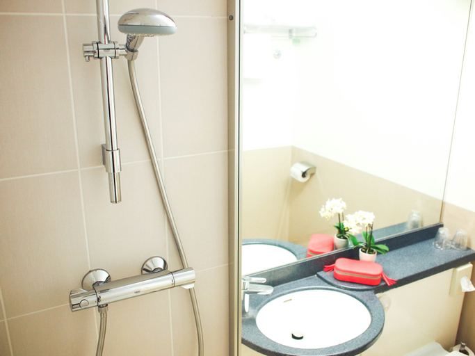 Bathroom 3