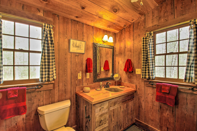 Bathroom 4, Numerous On-Site Trails: Earlysville Wooded Cabin, Albemarle