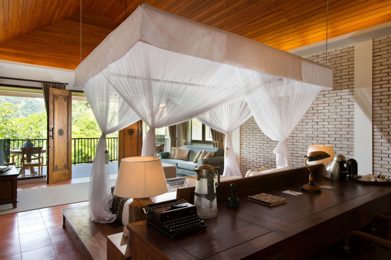 Bedroom 10