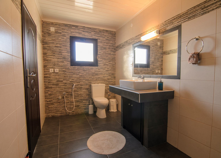 Bathroom 3, Traditional Apartments Madares, Crete