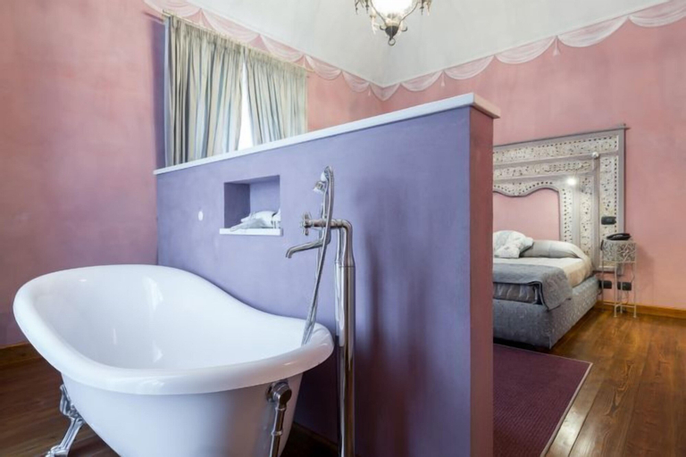 Bathroom 3