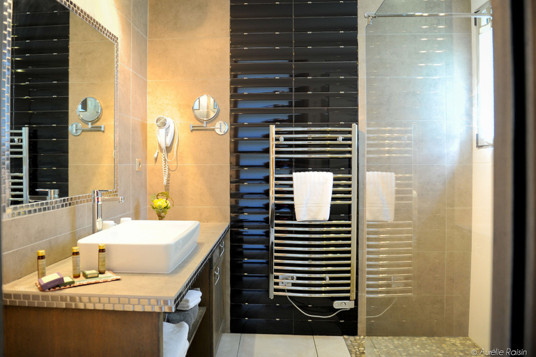 Bathroom 4, Hôtel Cas'Anna Lidia, Haute-Corse