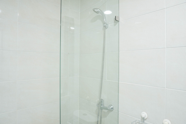 Bathroom 20
