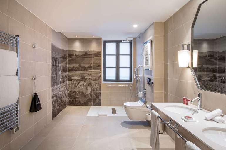 Bathroom 6