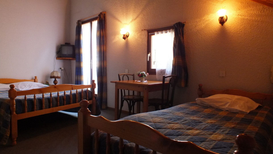 Bedroom, Hotel du Doron, Savoie